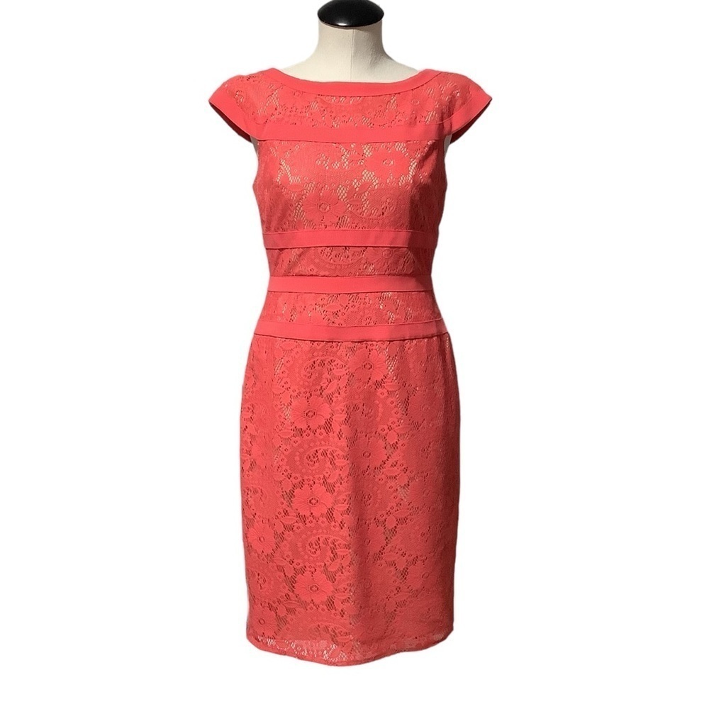 ADRIANNA PAPELL NWT Coral Lace Sheath Dress‎ - Size 6